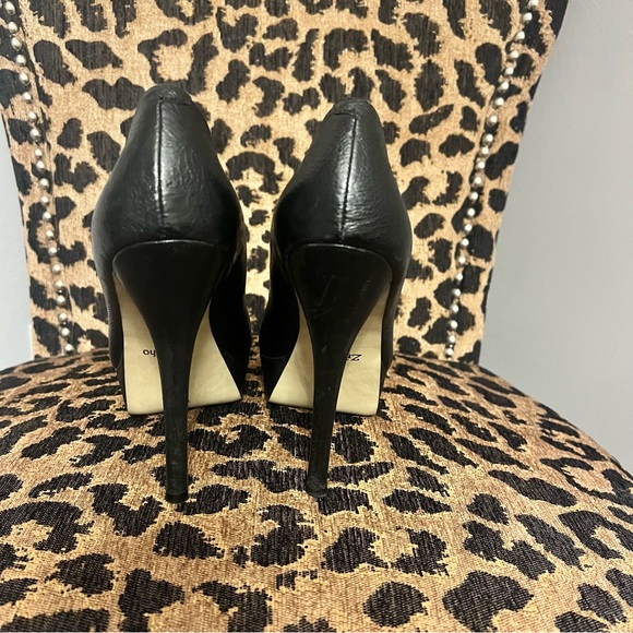 Sexy black heels - Picture 6 of 9